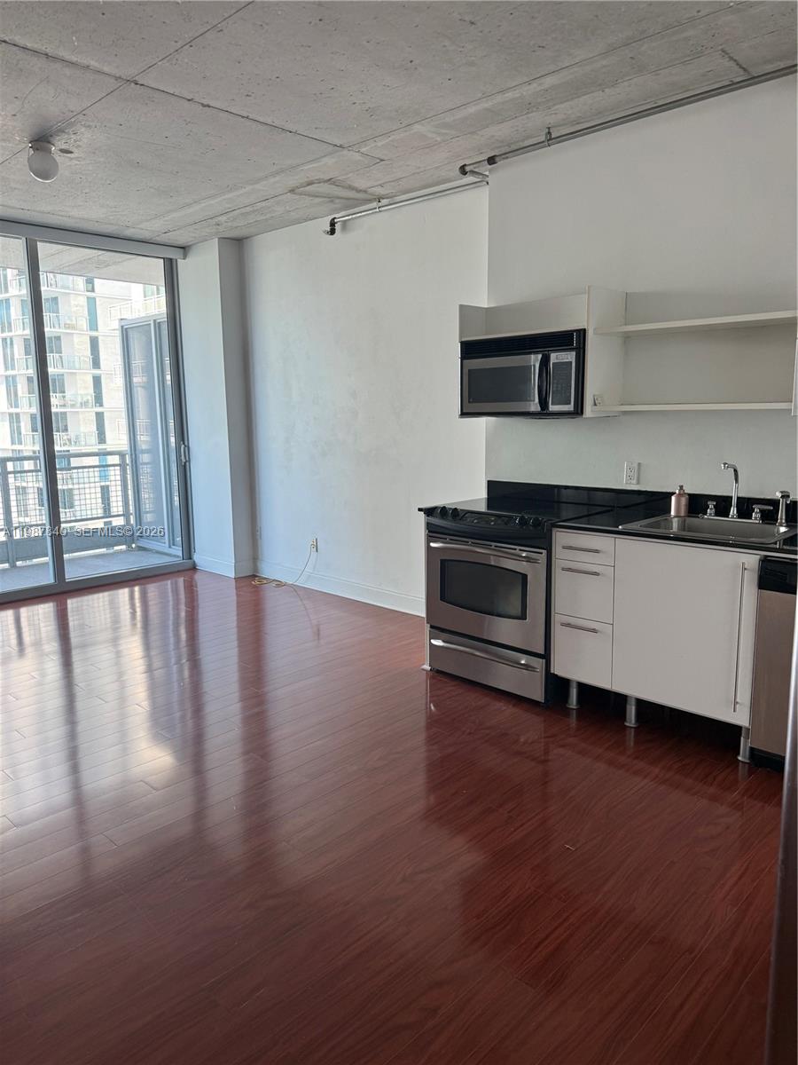 690 SW 1st Ct #2330, Miami FL 33130