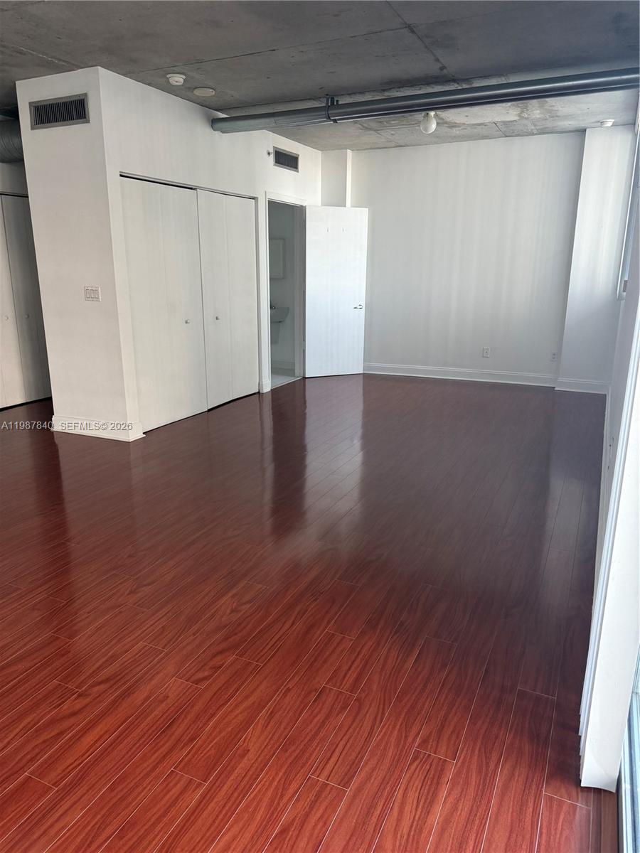 690 SW 1st Ct #2330, Miami FL 33130