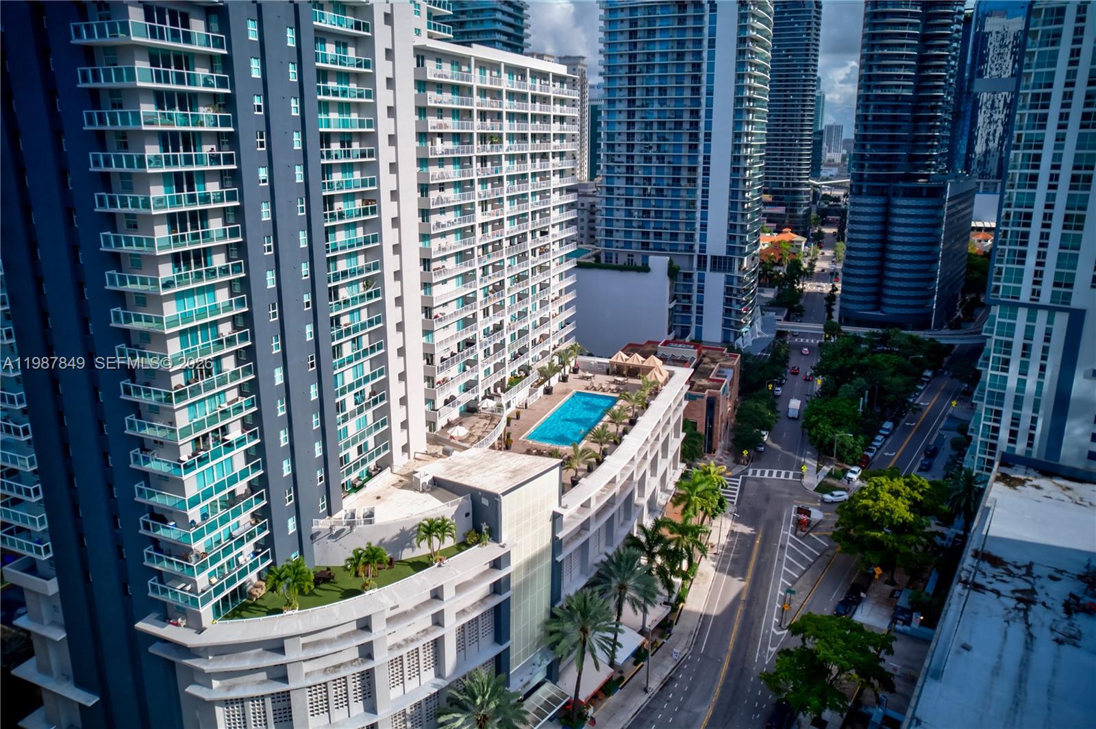 1250 S Miami Ave #2802, Miami FL 33130