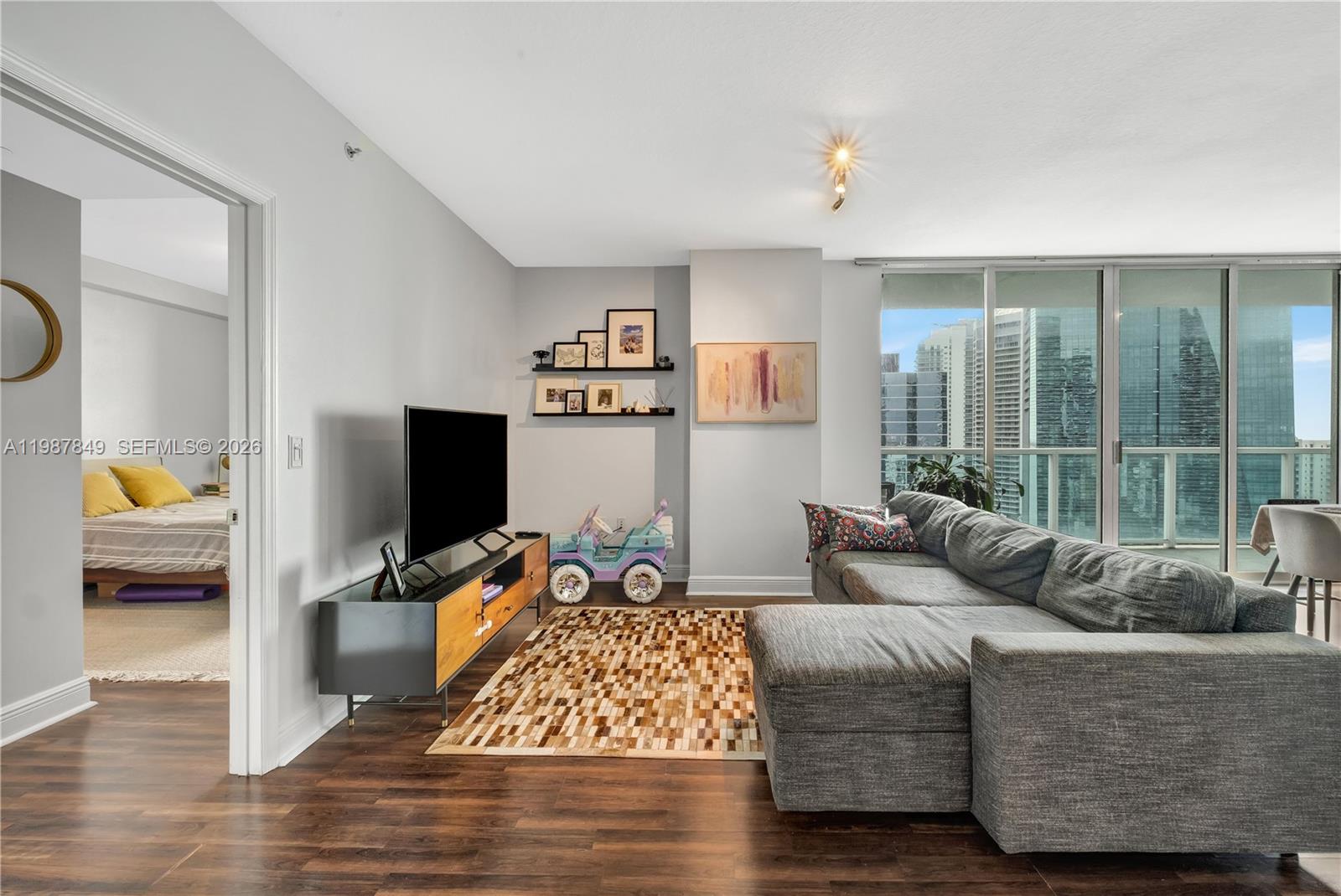 1250 S Miami Ave #2802, Miami FL 33130