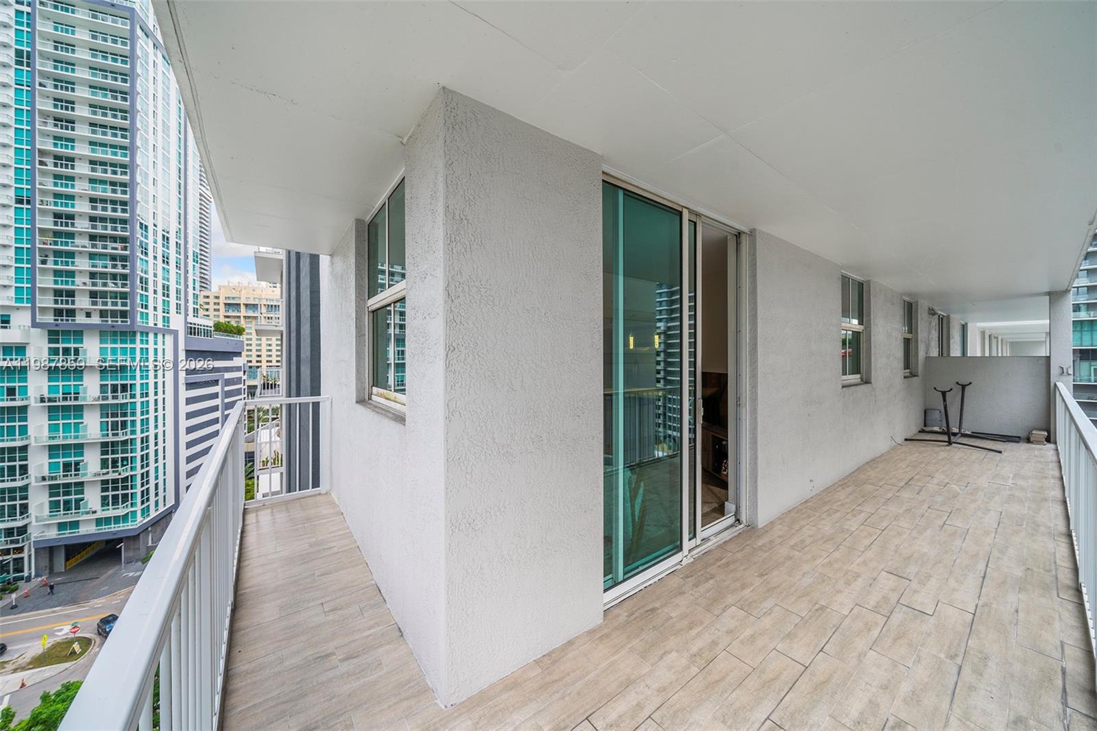 1250 S Miami Ave #1015, Miami FL 33130