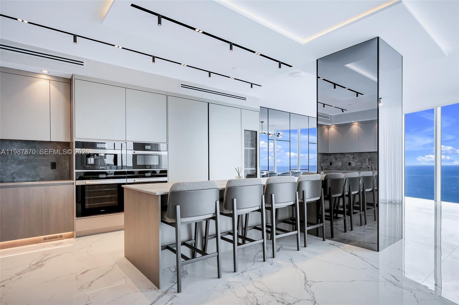 2711 S Ocean Dr #3905, Hollywood FL 33019