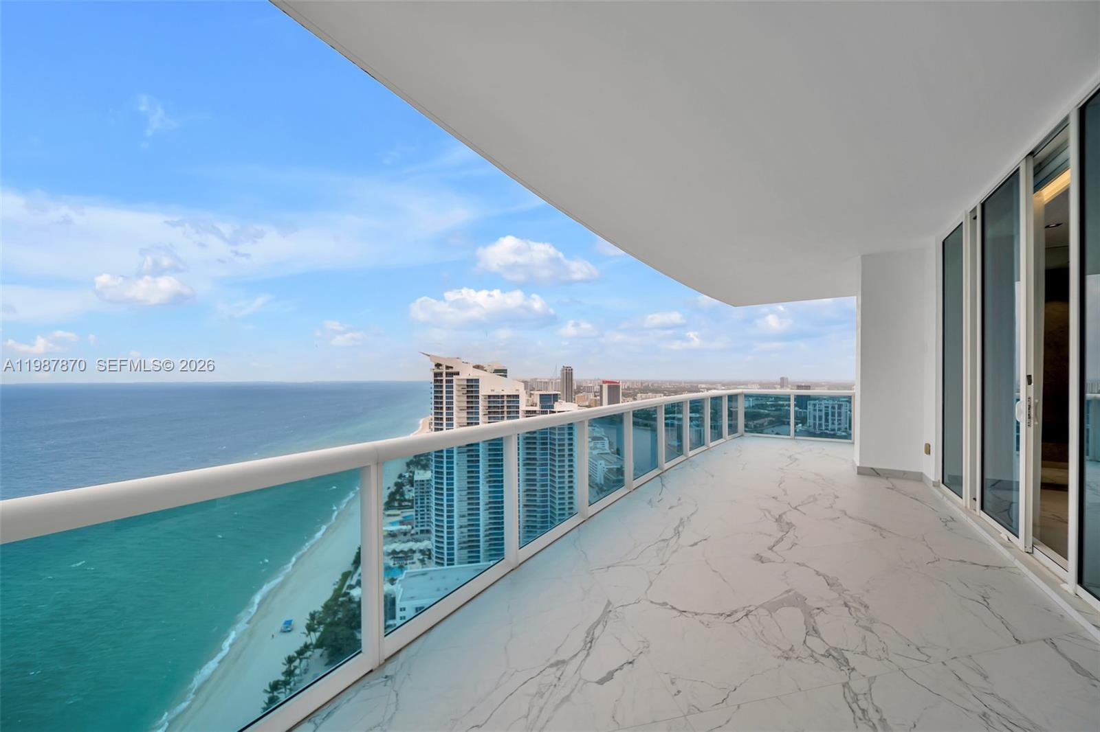 2711 S Ocean Dr #3905, Hollywood FL 33019