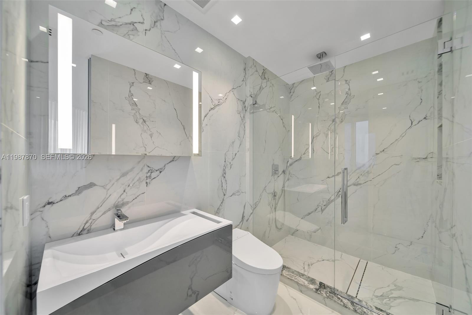 2711 S Ocean Dr #3905, Hollywood FL 33019