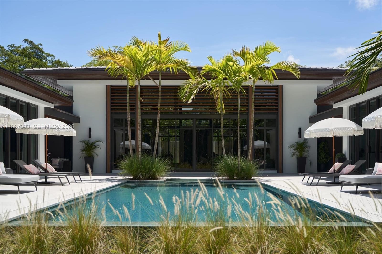 6371 SW 107th St, Pinecrest FL 33156
