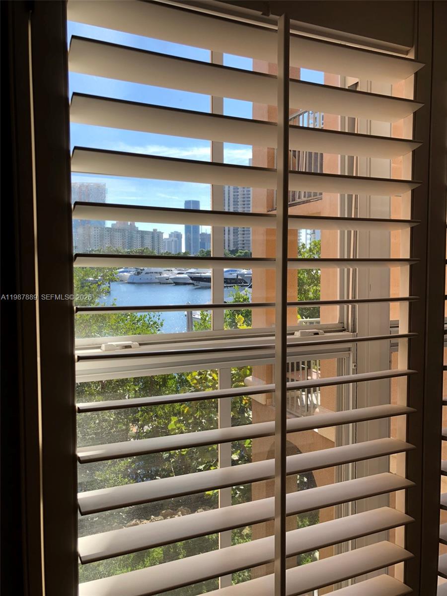 19901 E Country Club Dr #2206, Aventura FL 33180