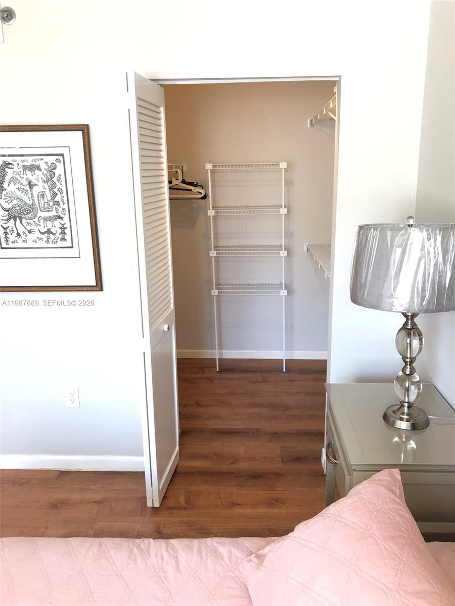 19901 E Country Club Dr #2206, Aventura FL 33180