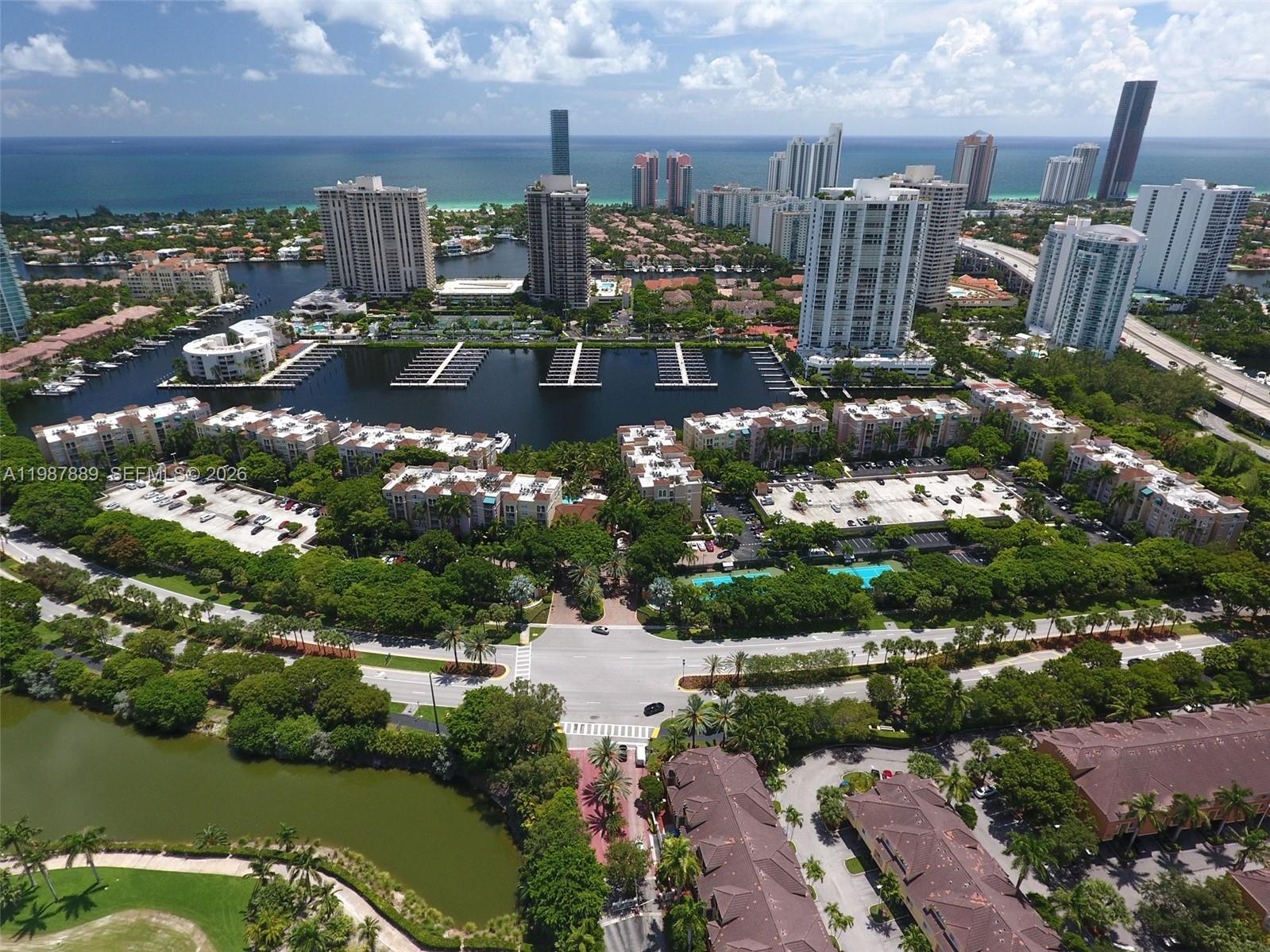 19901 E Country Club Dr #2206, Aventura FL 33180