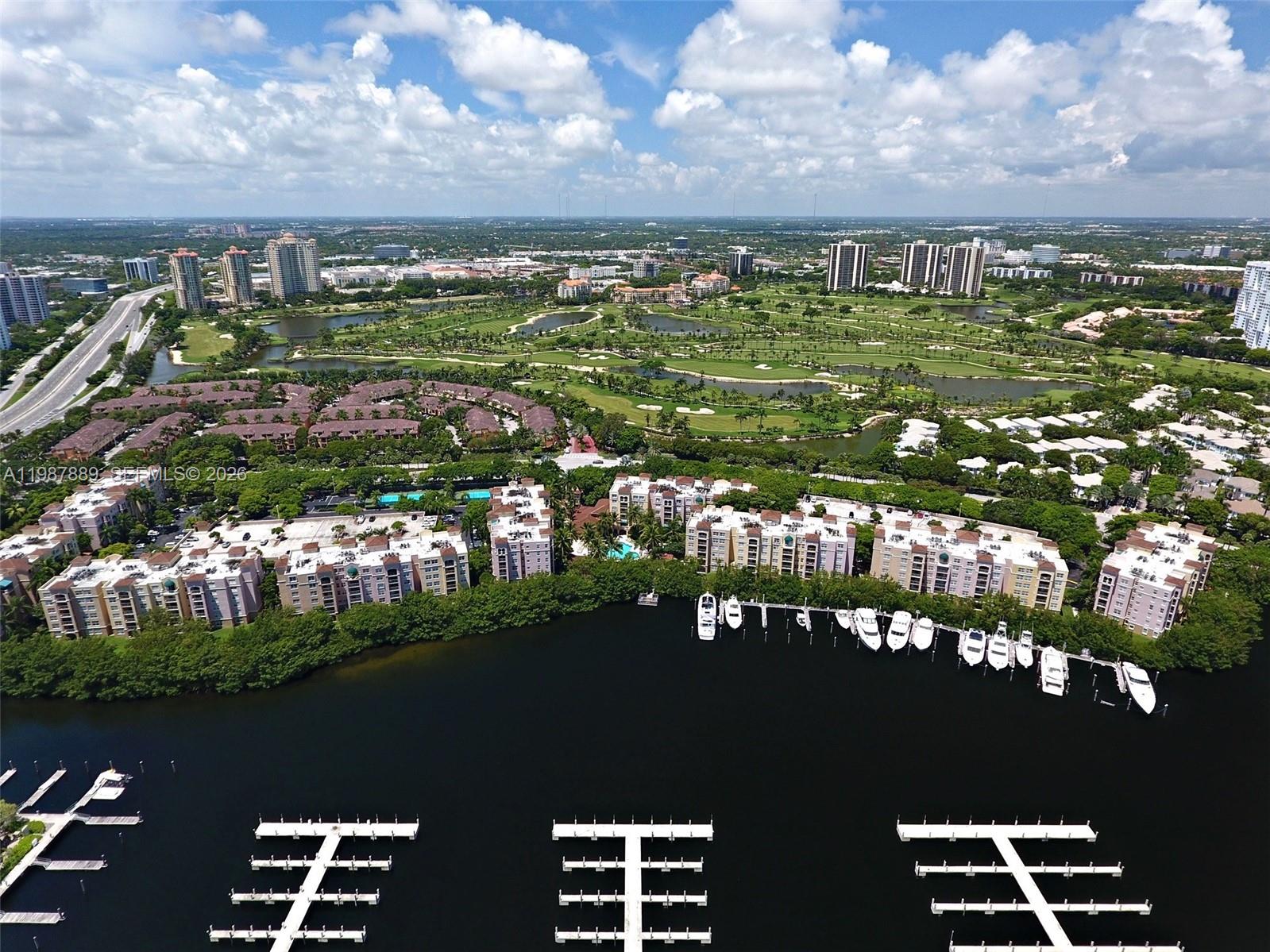 19901 E Country Club Dr #2206, Aventura FL 33180