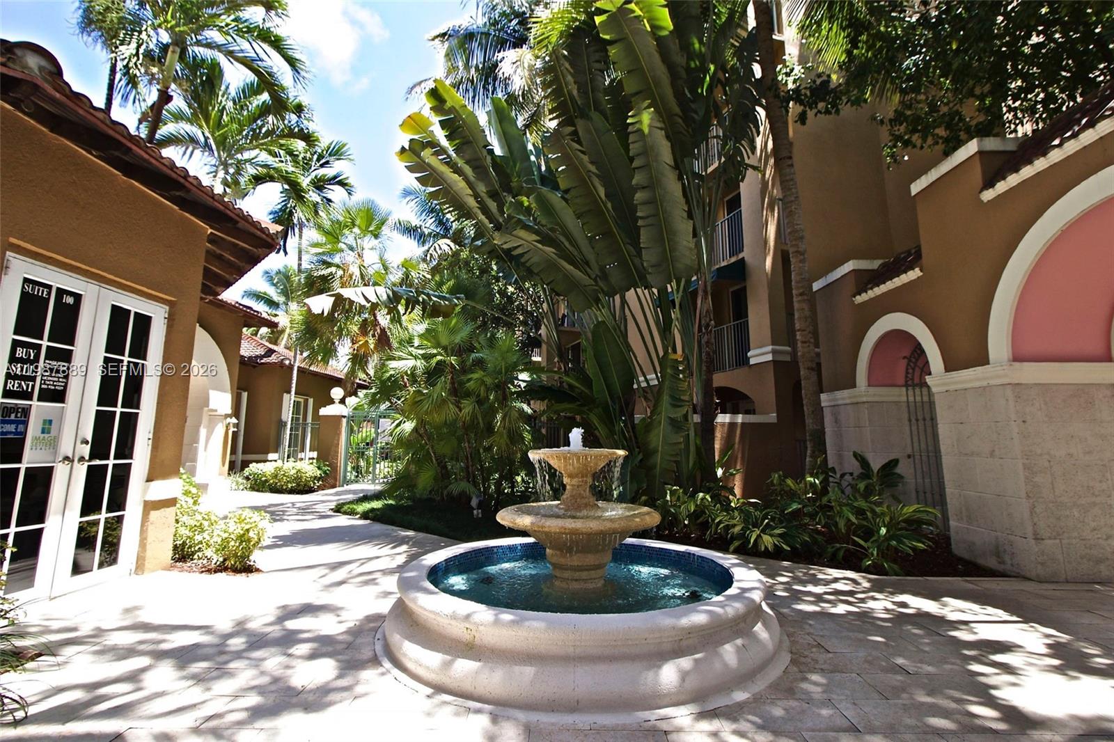 19901 E Country Club Dr #2206, Aventura FL 33180