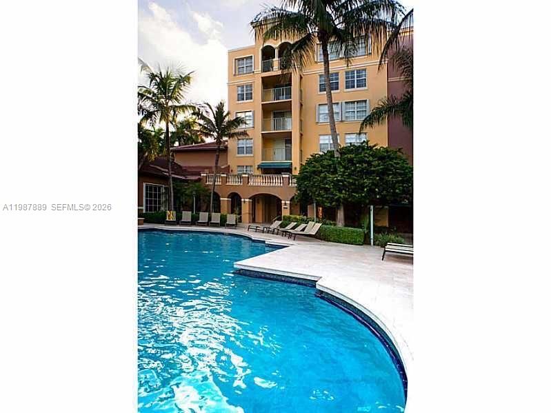 19901 E Country Club Dr #2206, Aventura FL 33180