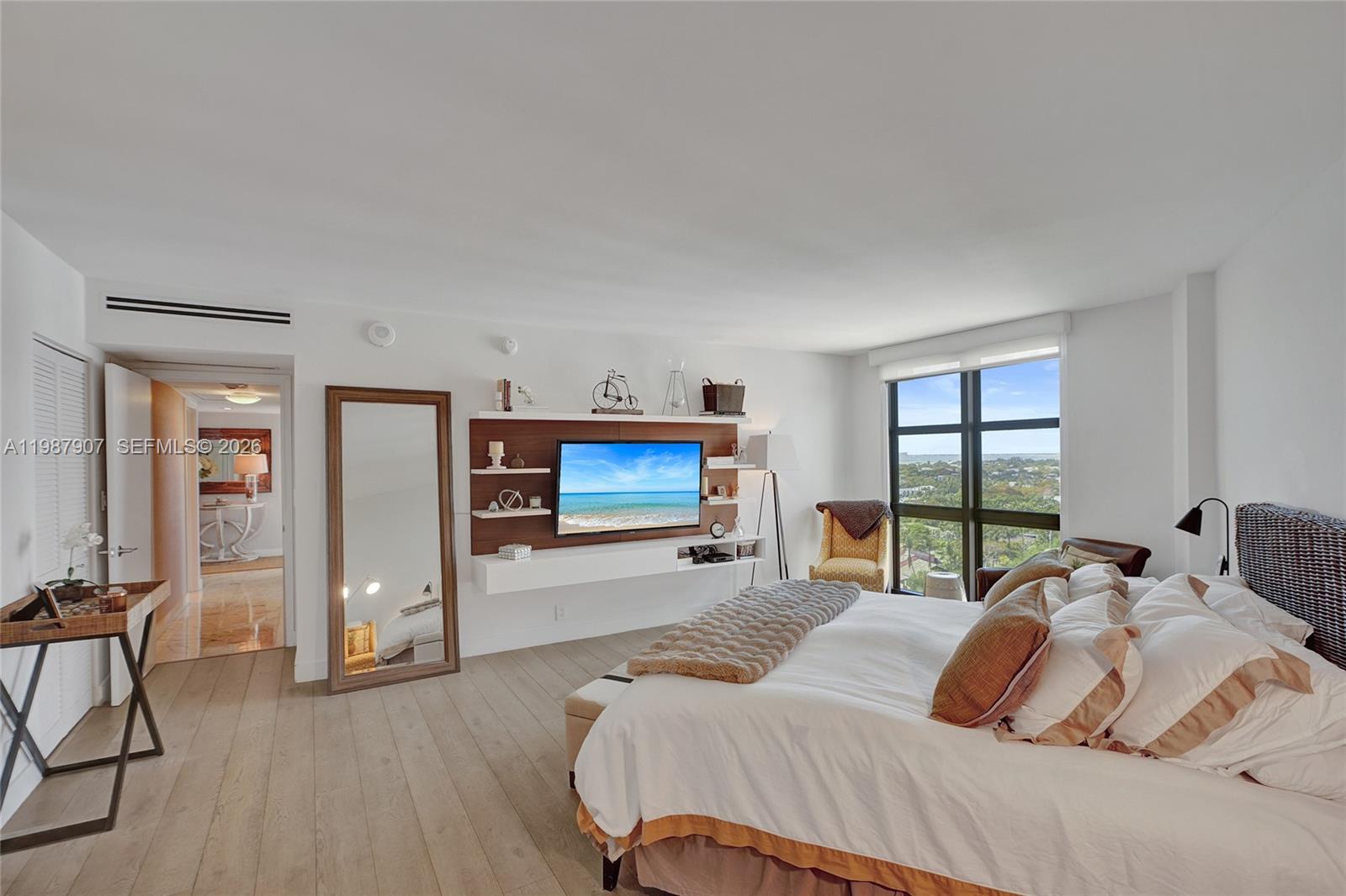 1121 Crandon Blvd #D1202, Key Biscayne FL 33149