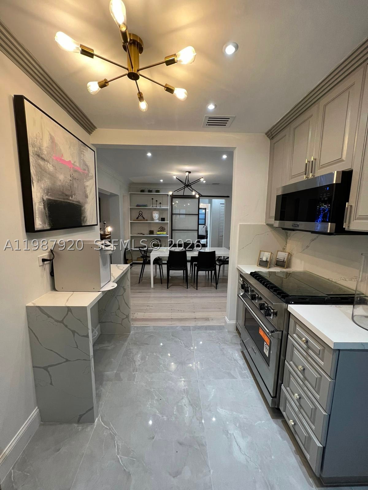 5173 Alton Rd, Miami Beach FL 33140