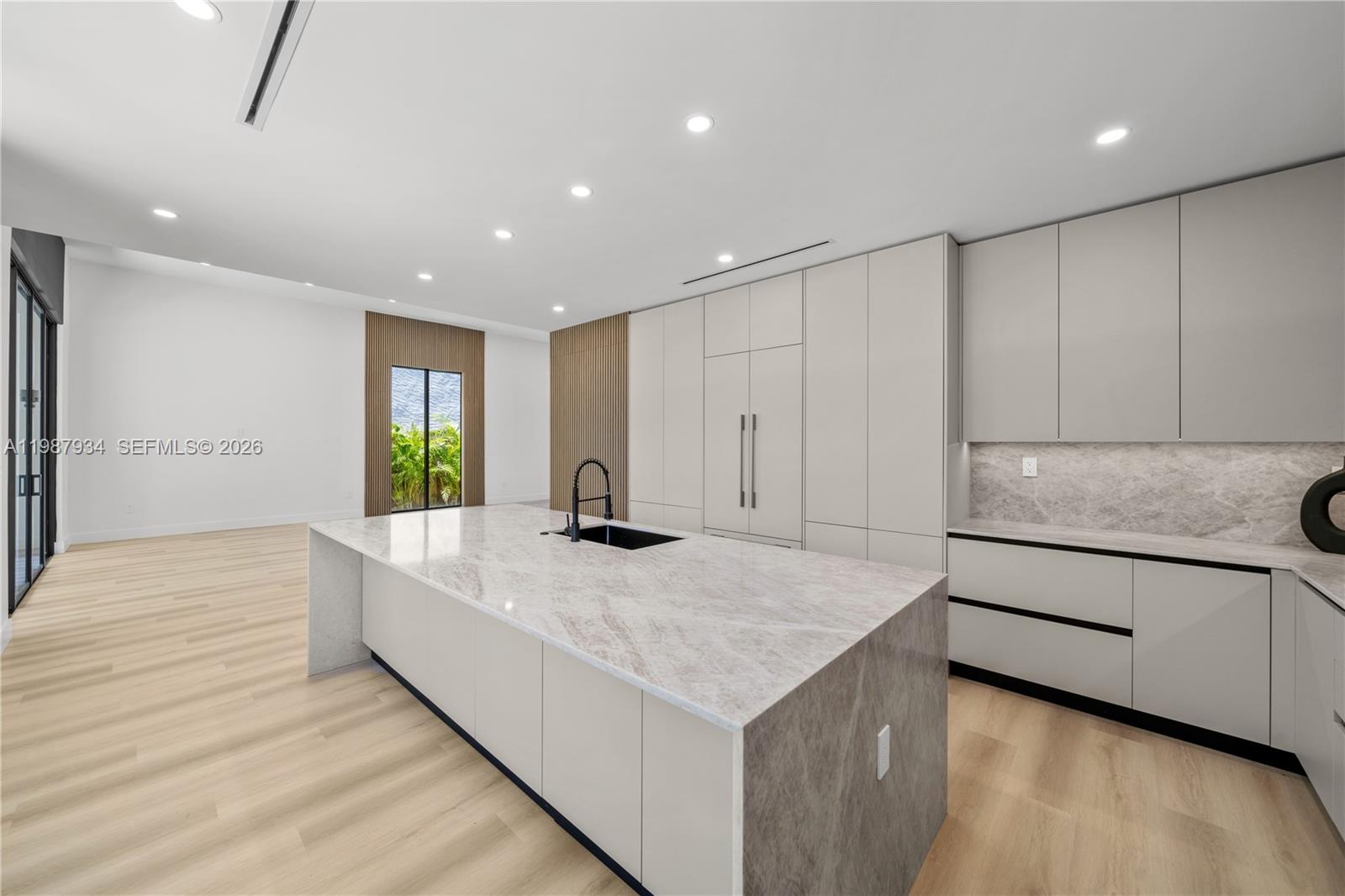 536 NW 48th ST, Miami FL 33127