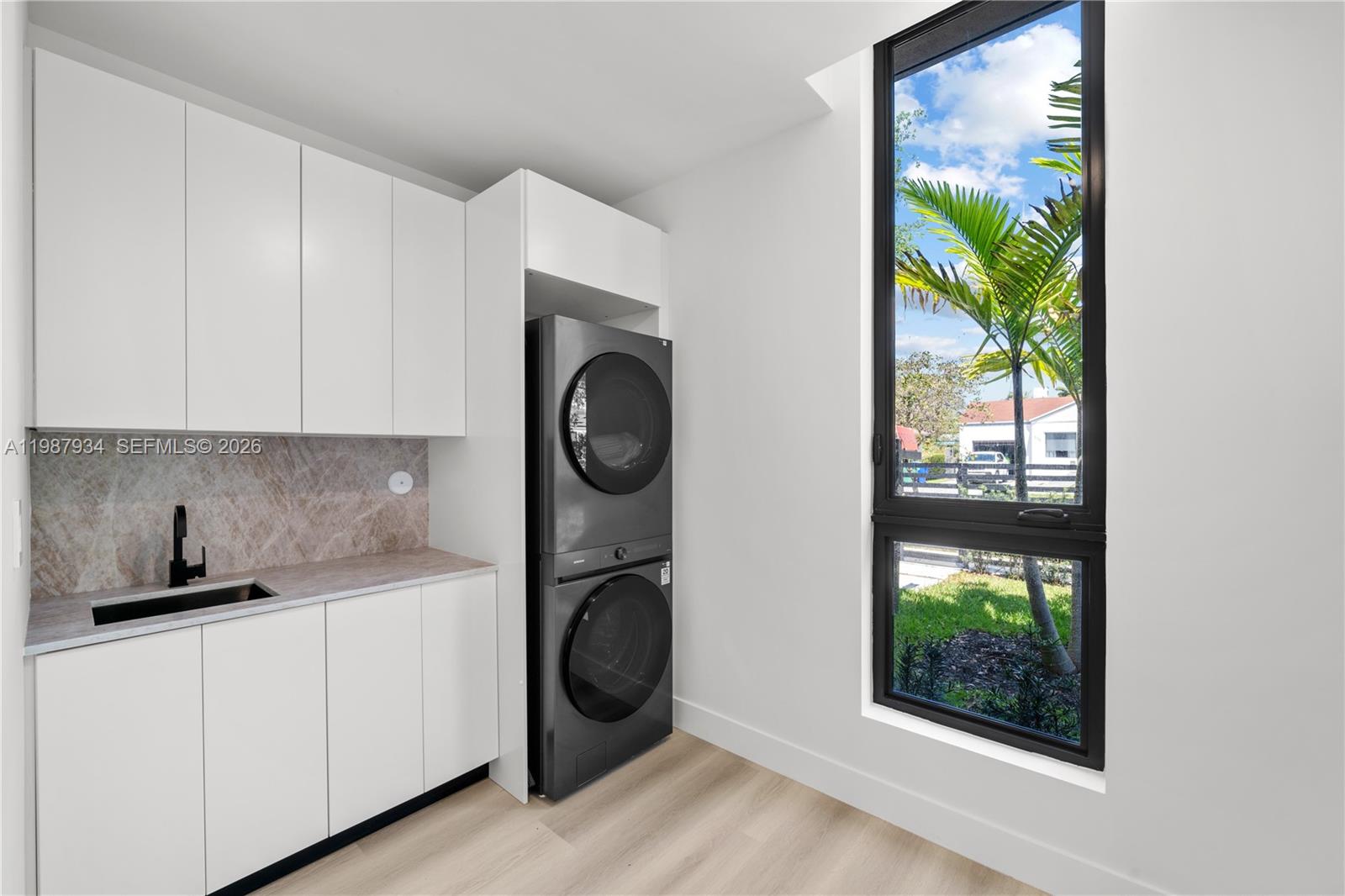 536 NW 48th ST, Miami FL 33127