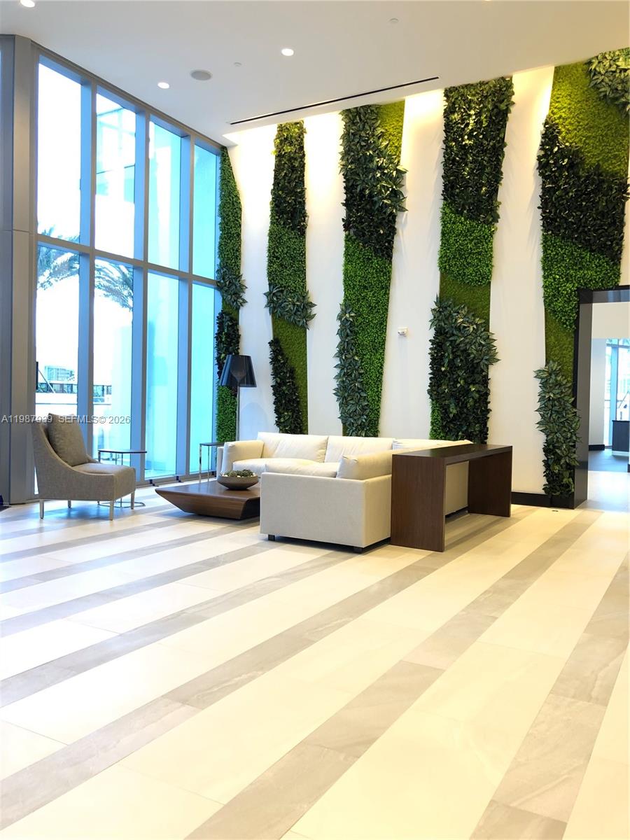 851 NE 1st Ave #4604, Miami FL 33132