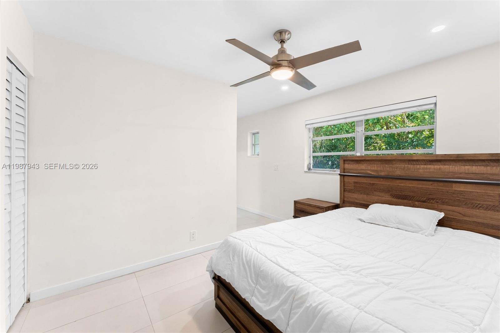 1525 Diplomat Pkwy, Hollywood FL 33019