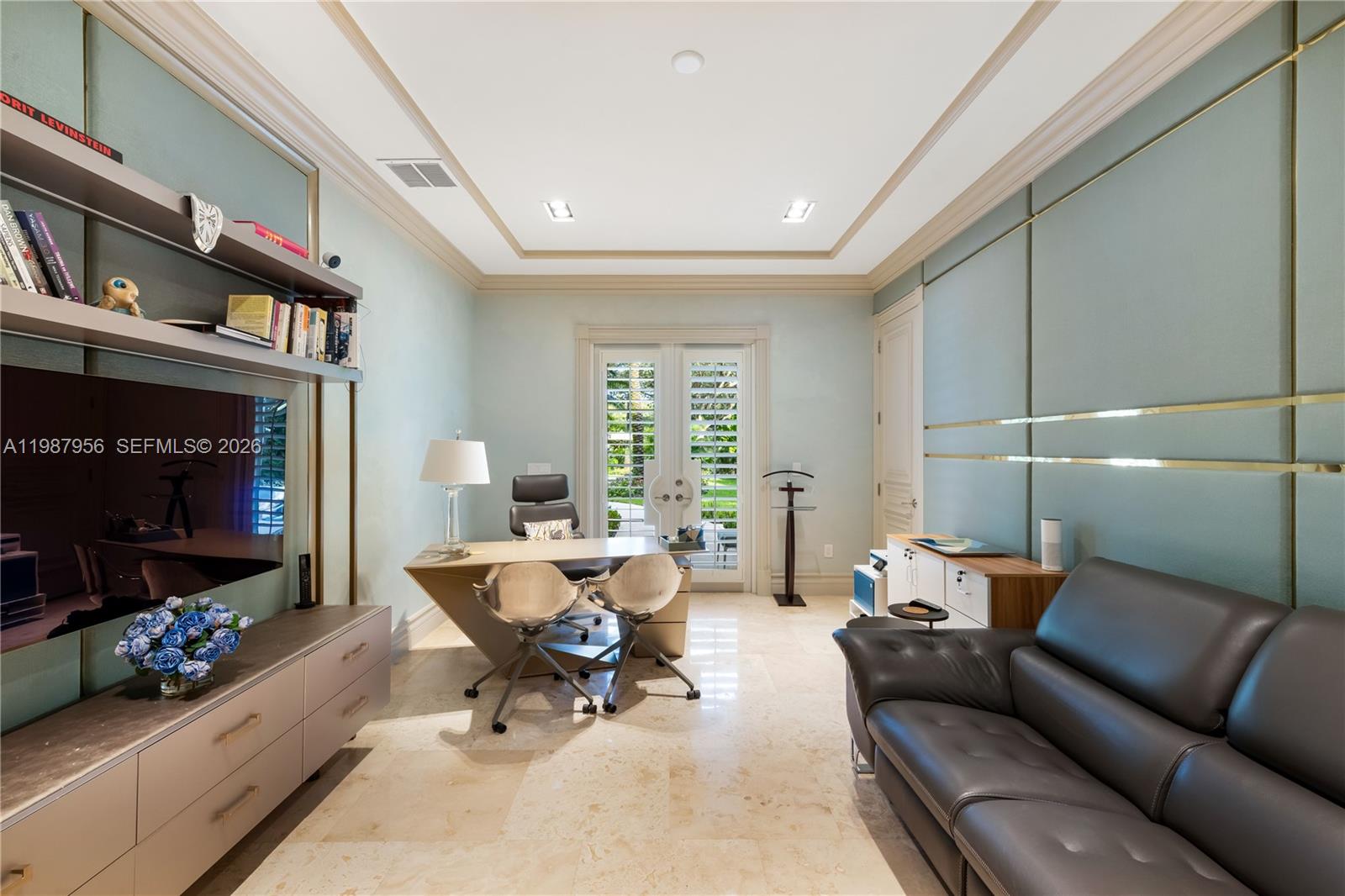 5250 Snapper Creek Rd, Coral Gables FL 33156