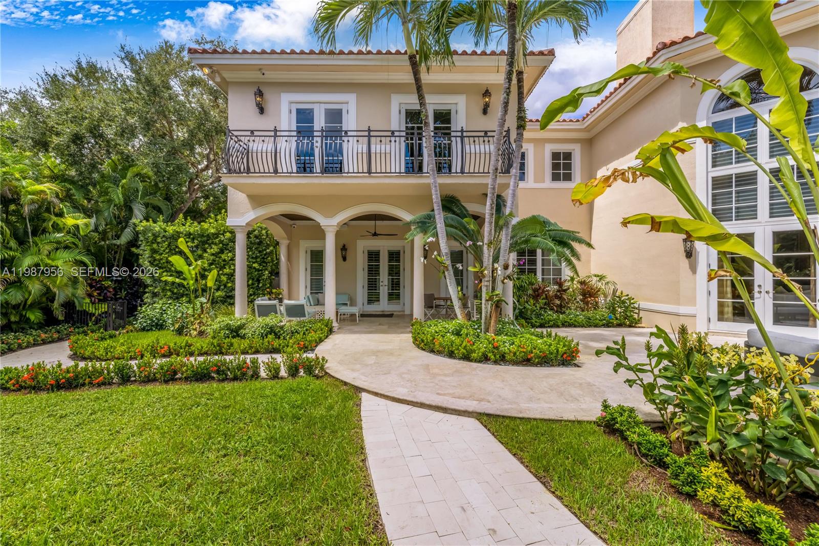5250 Snapper Creek Rd, Coral Gables FL 33156