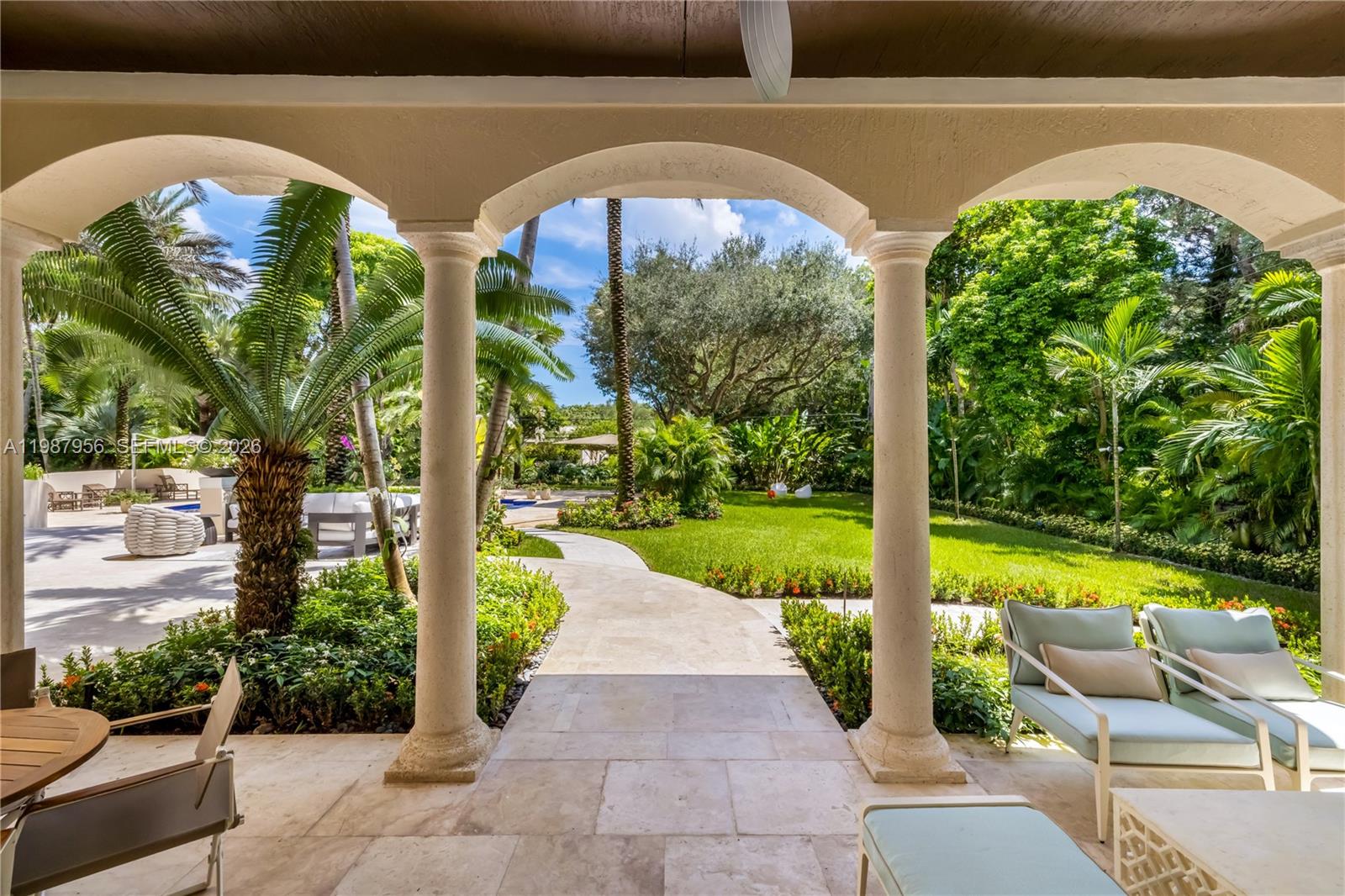 5250 Snapper Creek Rd, Coral Gables FL 33156