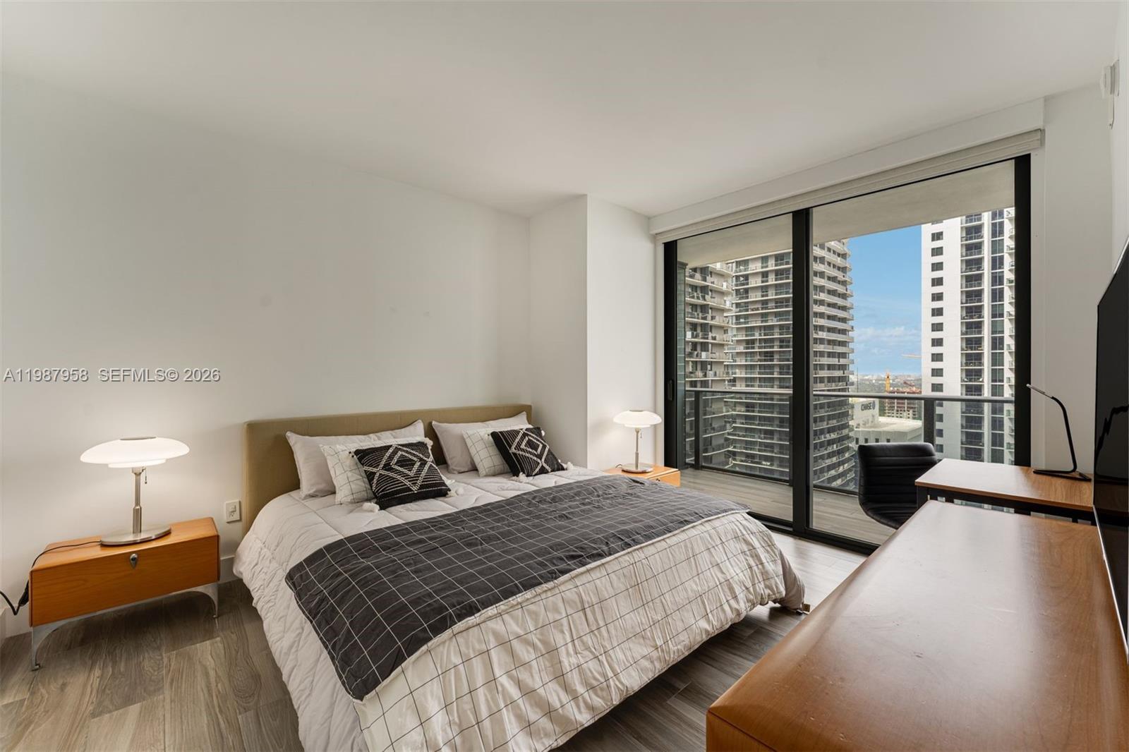 801 S Miami Ave #3509, Miami FL 33130