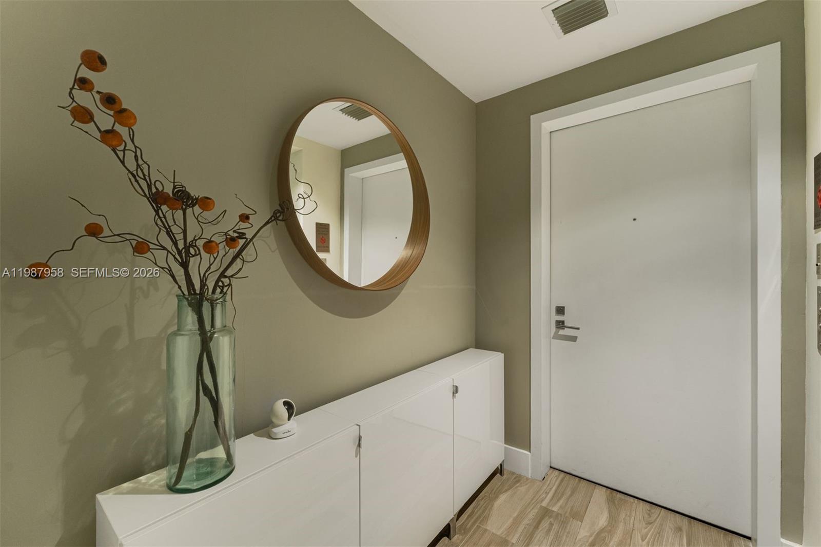 801 S Miami Ave #3509, Miami FL 33130