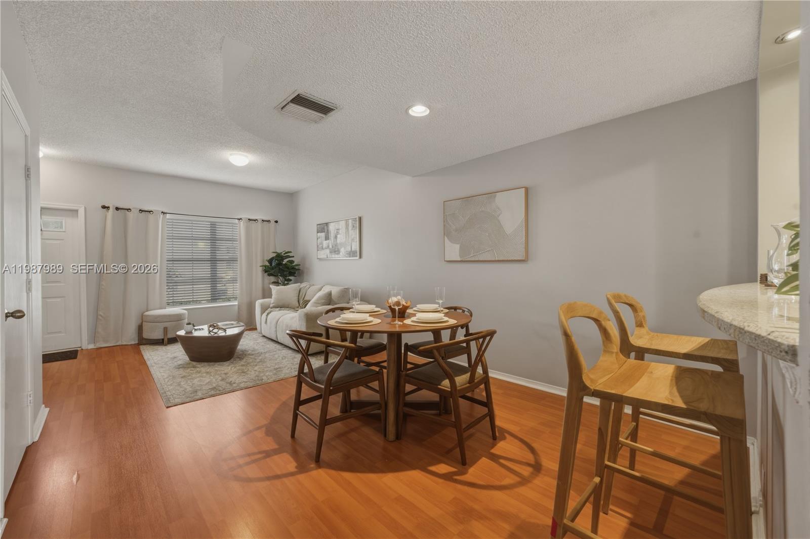 16635 Hemingway Dr, Weston FL 33326