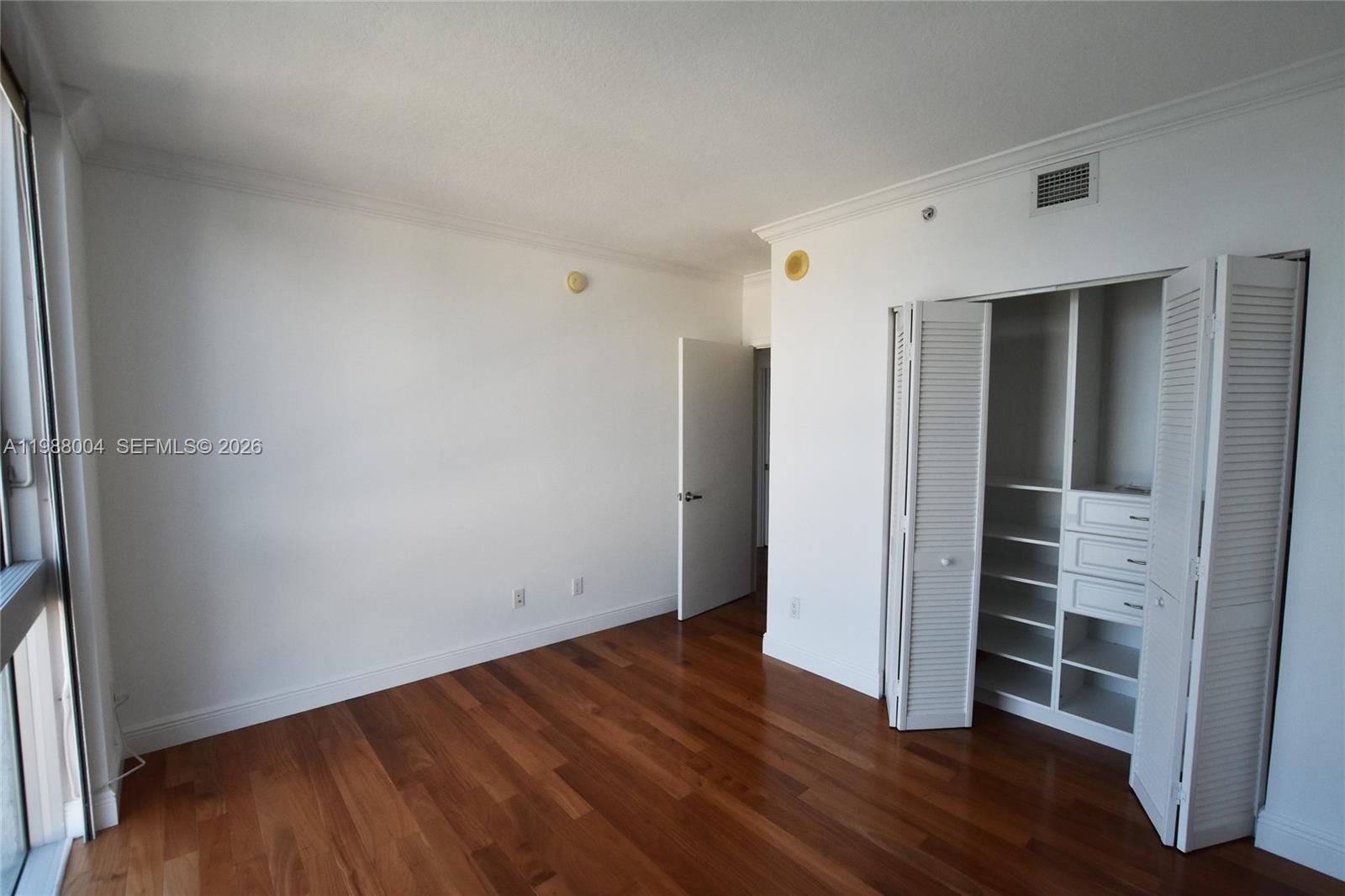 335 S Biscayne Blvd #4112, Miami FL 33131