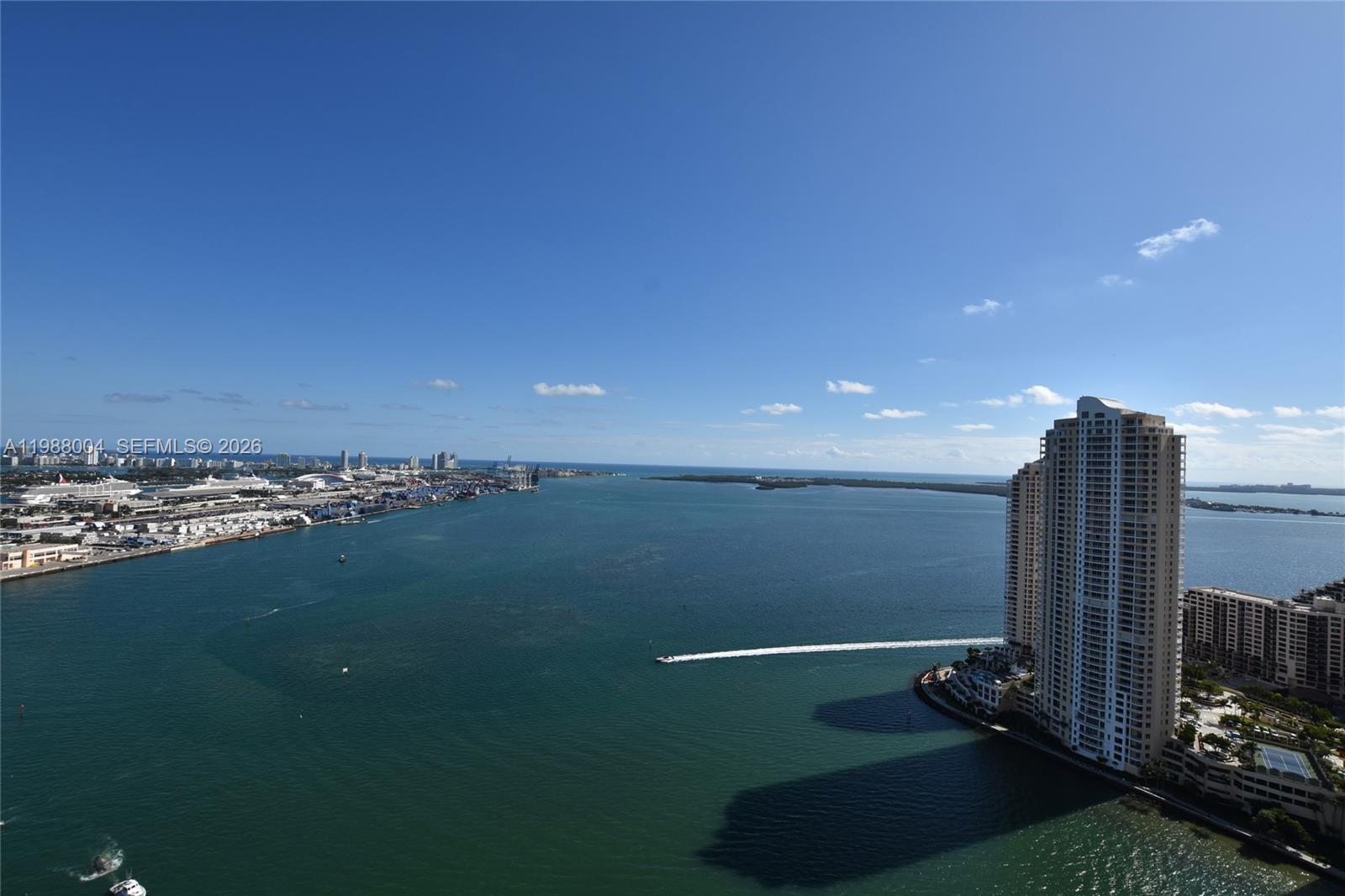335 S Biscayne Blvd #4112, Miami FL 33131