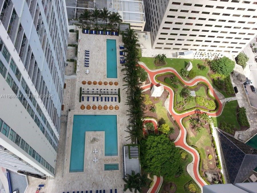 335 S Biscayne Blvd #4112, Miami FL 33131