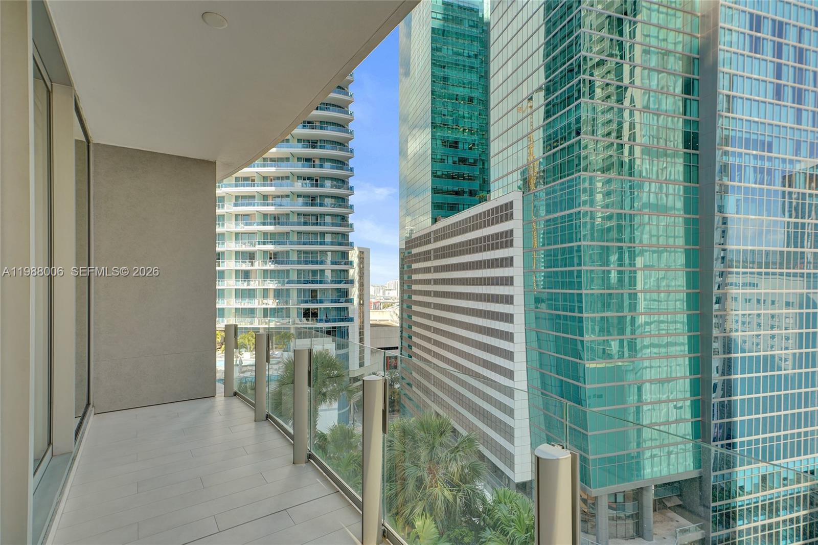 300 Biscayne Boulevard Way #1808W, Miami FL 33131