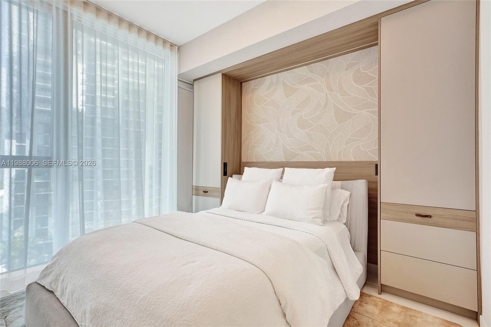 300 Biscayne Boulevard Way #1808W, Miami FL 33131