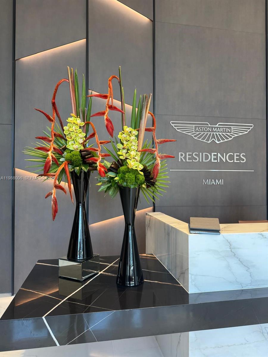 300 Biscayne Boulevard Way #1808W, Miami FL 33131