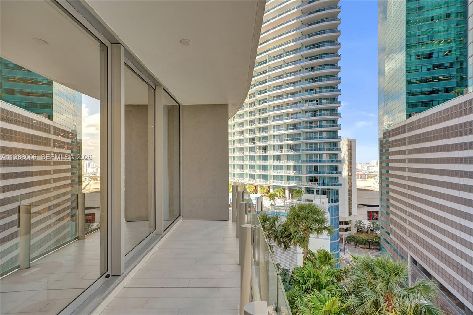 300 Biscayne Boulevard Way #1808W, Miami FL 33131