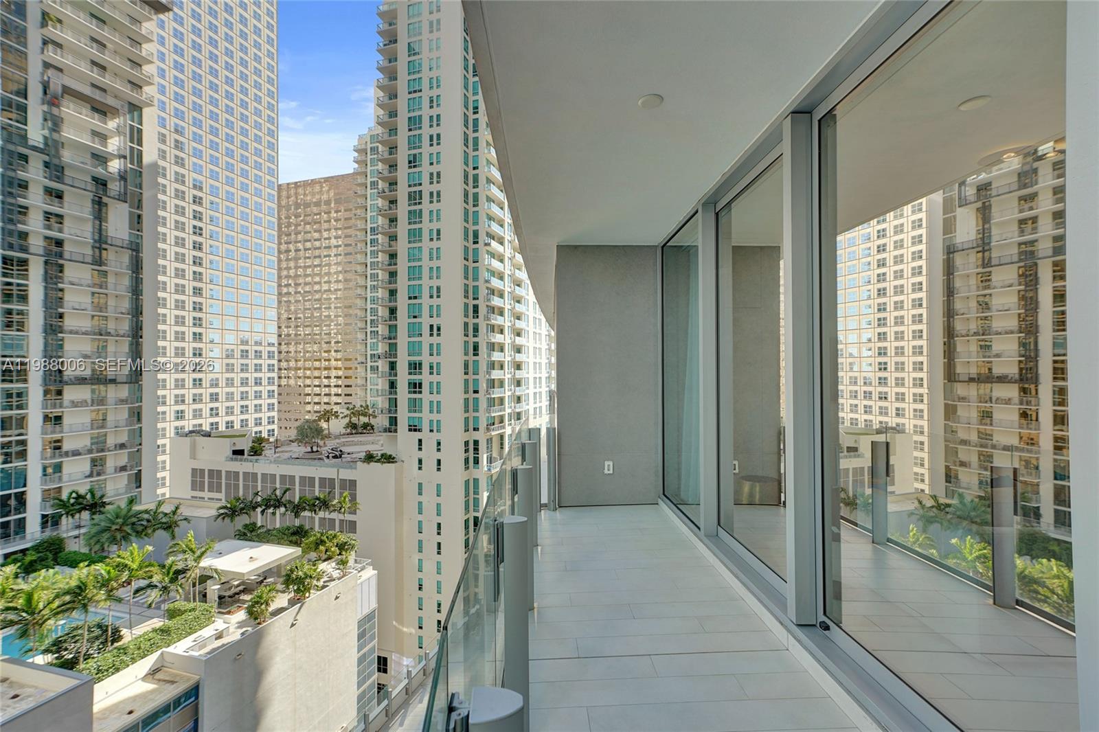 300 Biscayne Boulevard Way #1808W, Miami FL 33131