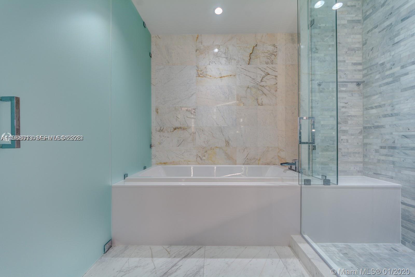 851 NE 1st Ave #4007, Miami FL 33132