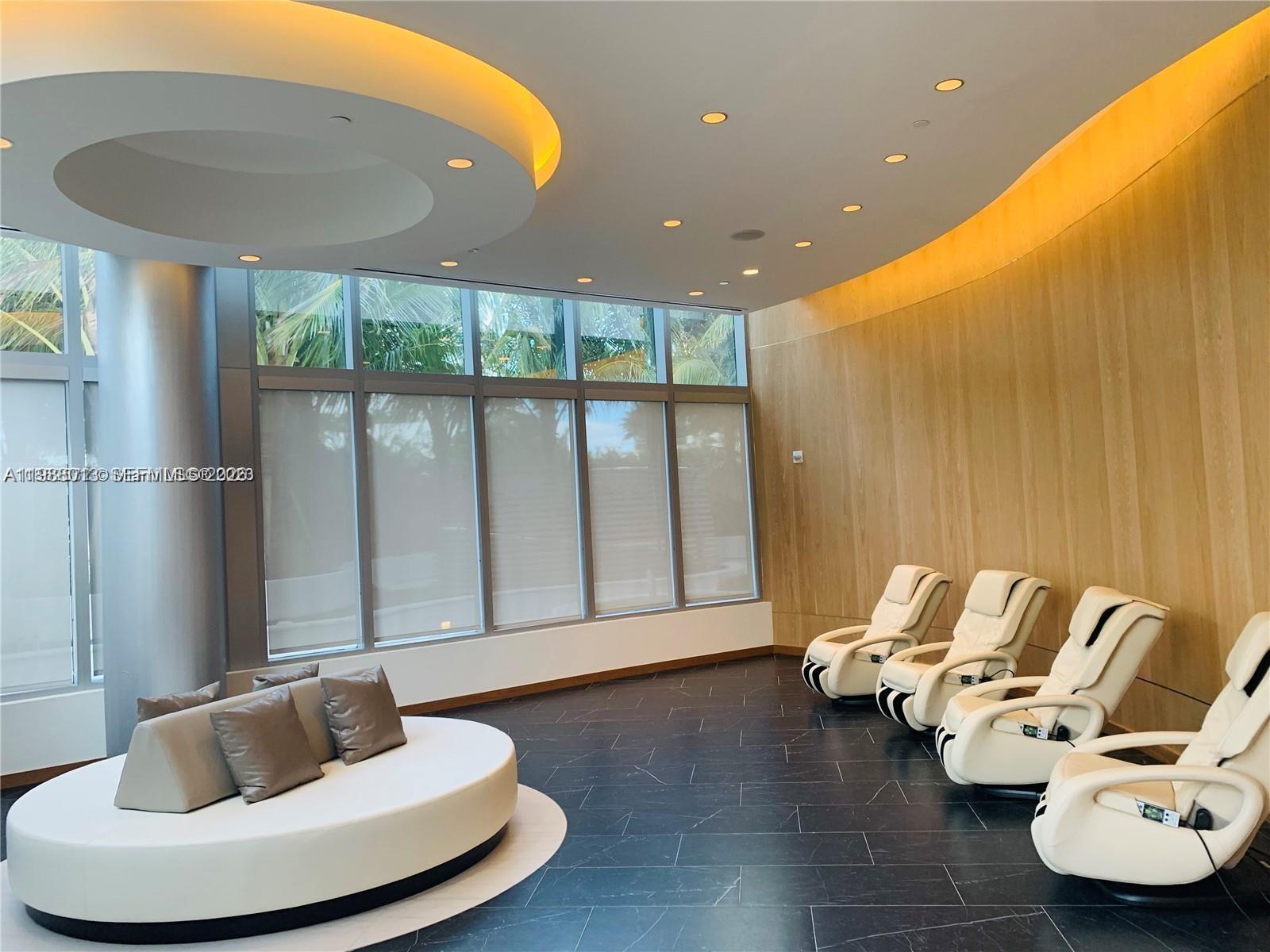 851 NE 1st Ave #4007, Miami FL 33132
