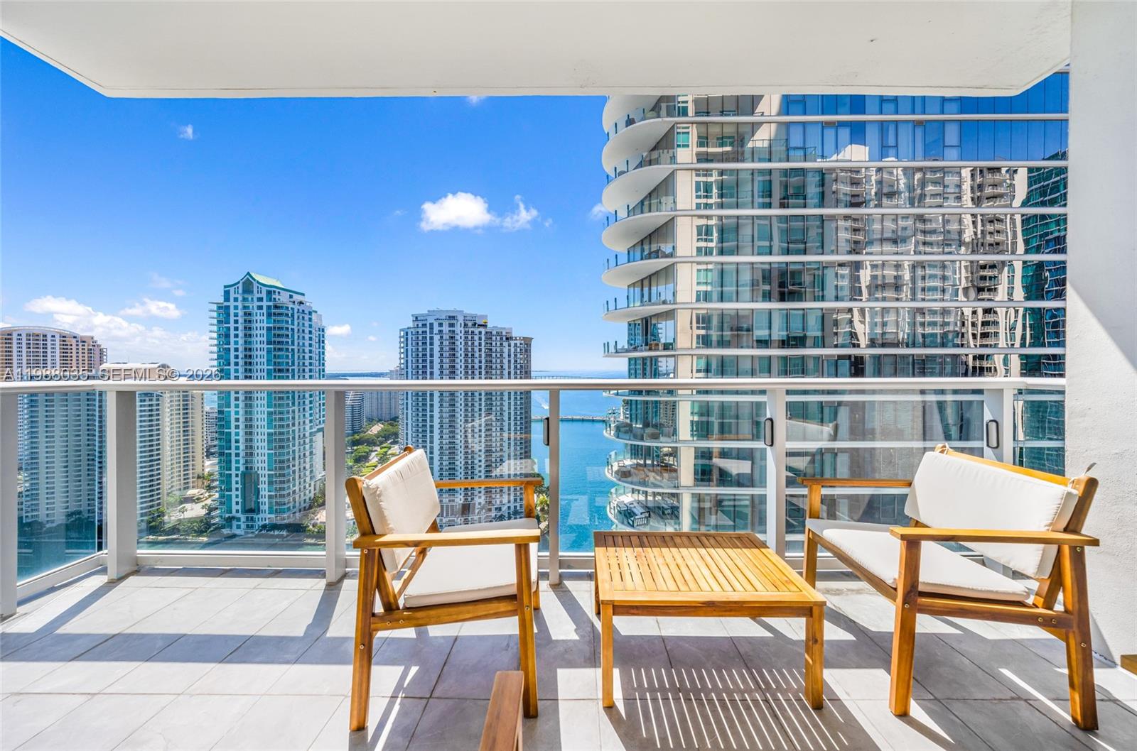 300 S Biscayne Blvd #T-2806, Miami FL 33131