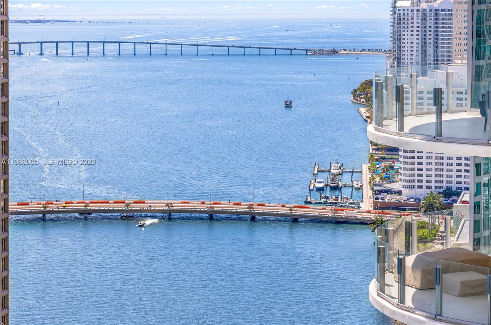 300 S Biscayne Blvd #T-2806, Miami FL 33131