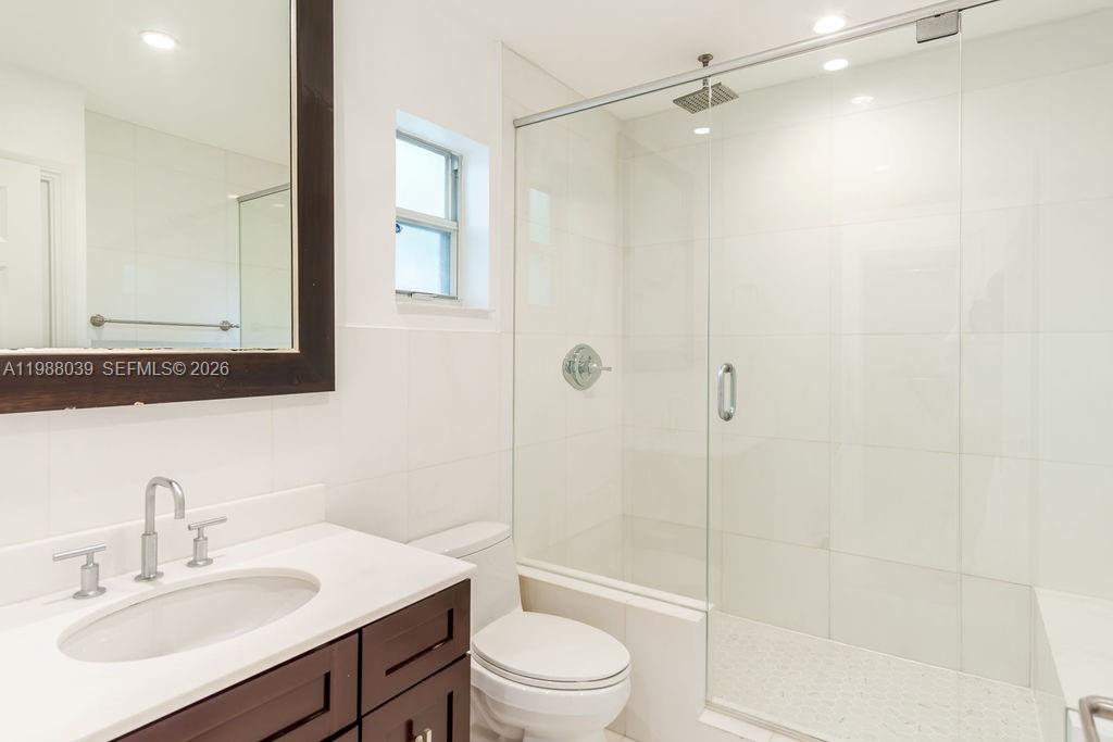 75 S Prospect Dr, Coral Gables FL 33133