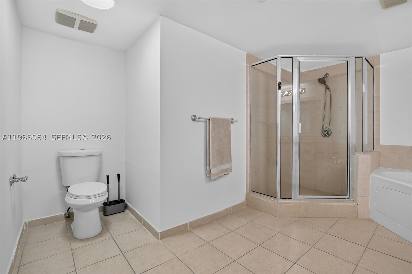 16699 Collins Ave #2404, Sunny Isles Beach FL 33160