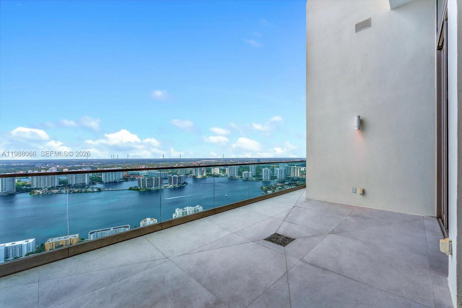 17901 Collins Ave #PH-01, Sunny Isles Beach FL 33160