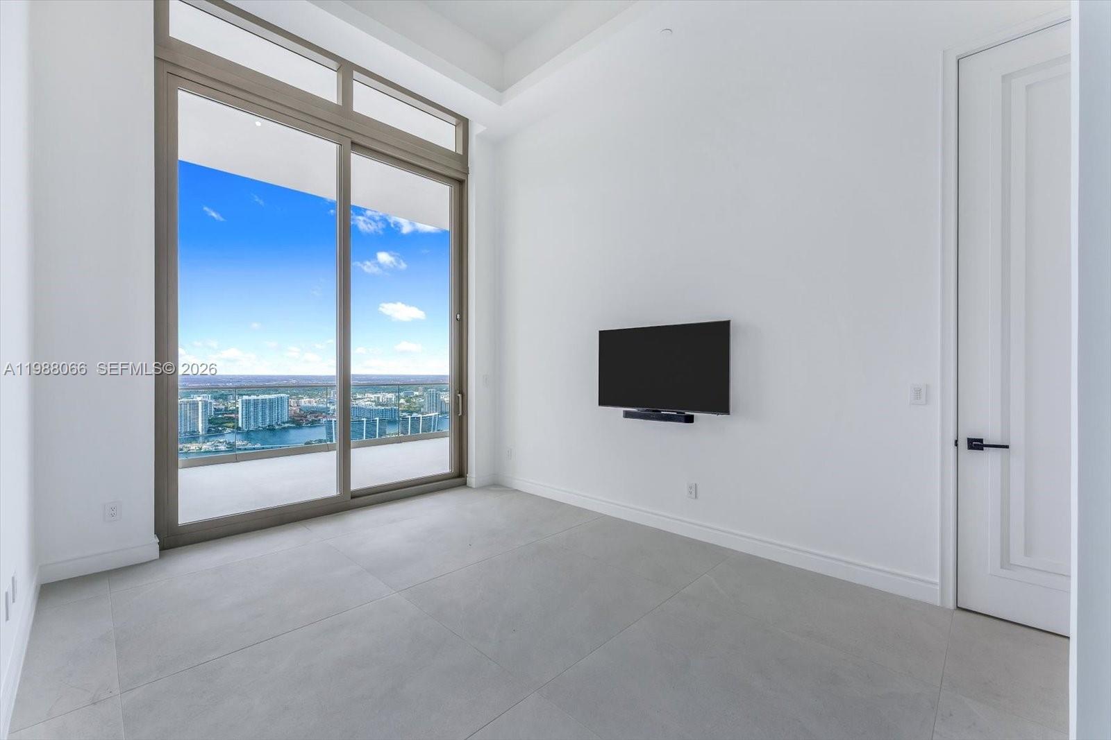 17901 Collins Ave #PH-01, Sunny Isles Beach FL 33160