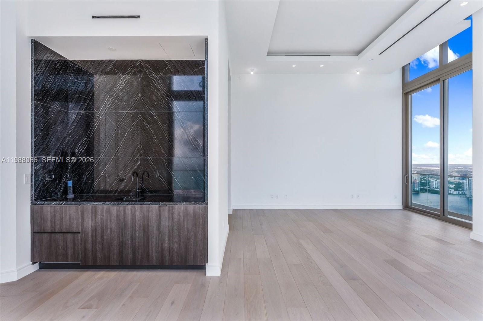 17901 Collins Ave #PH-01, Sunny Isles Beach FL 33160