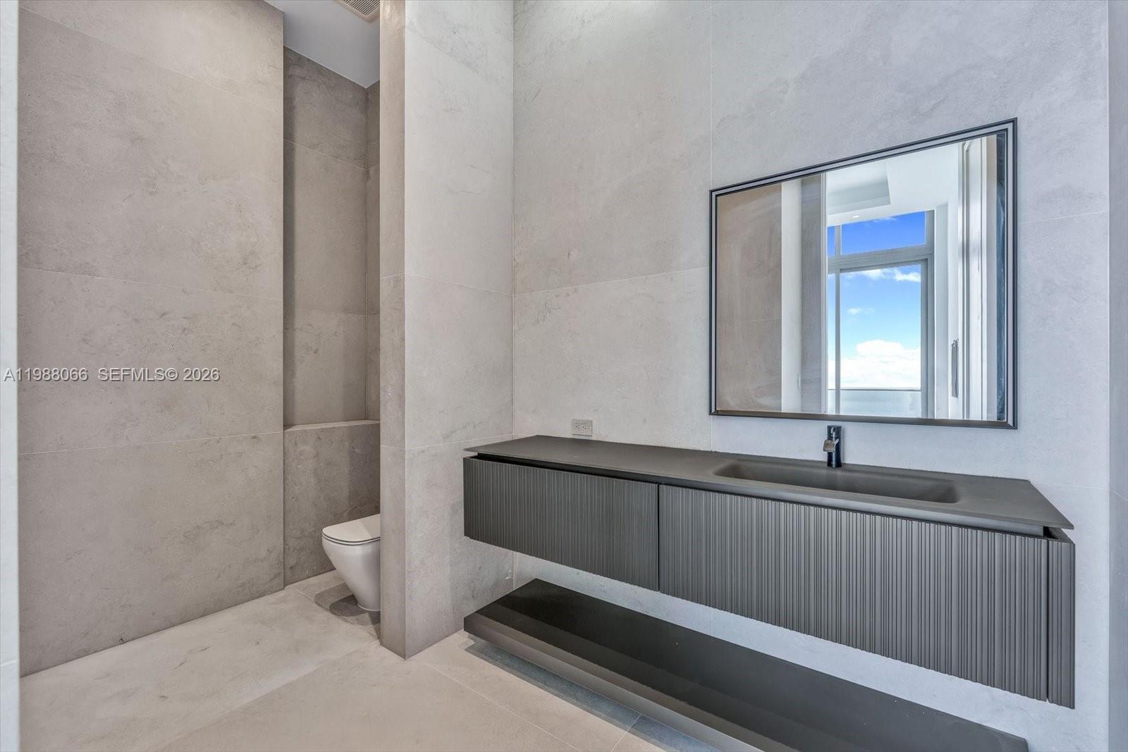 17901 Collins Ave #PH-01, Sunny Isles Beach FL 33160