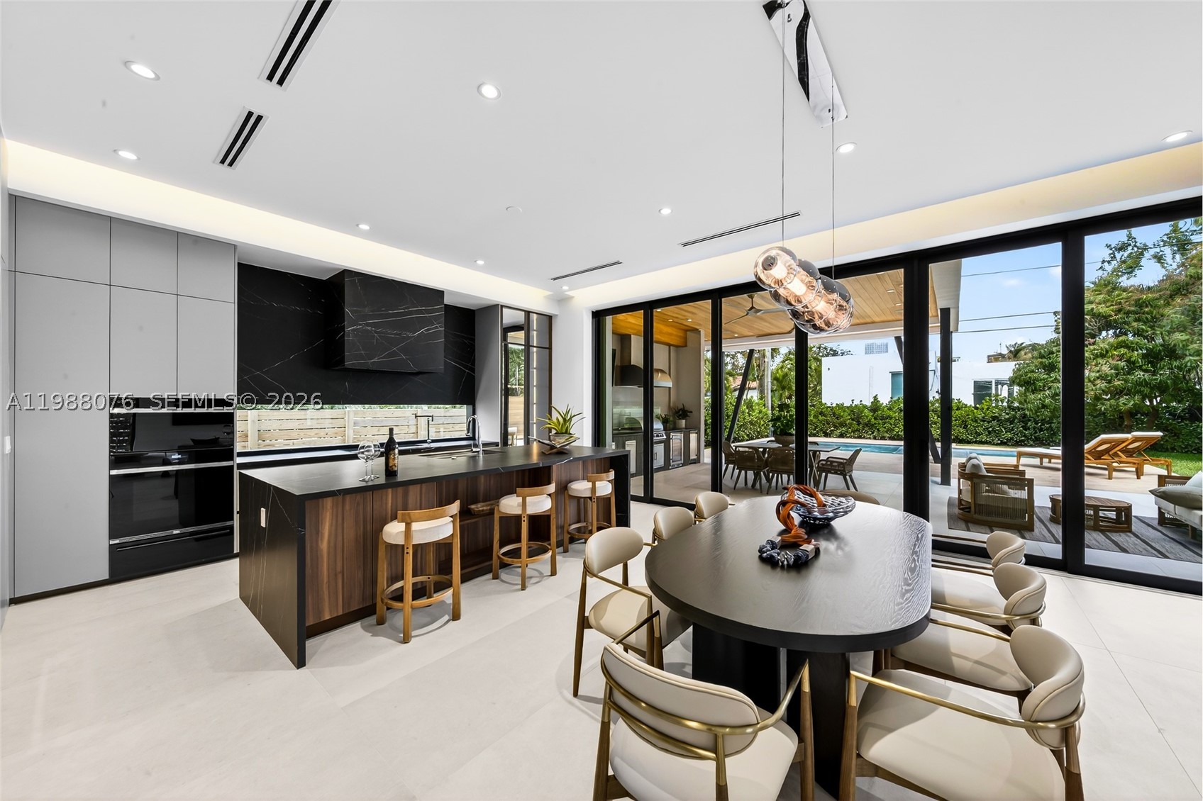 609 SW 24th Rd, Miami FL 33129
