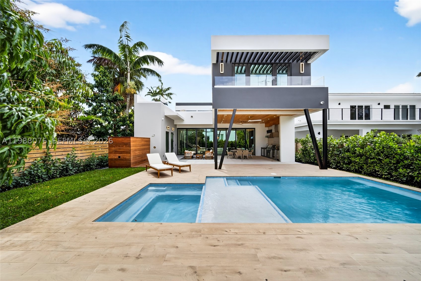 609 SW 24th Rd, Miami FL 33129