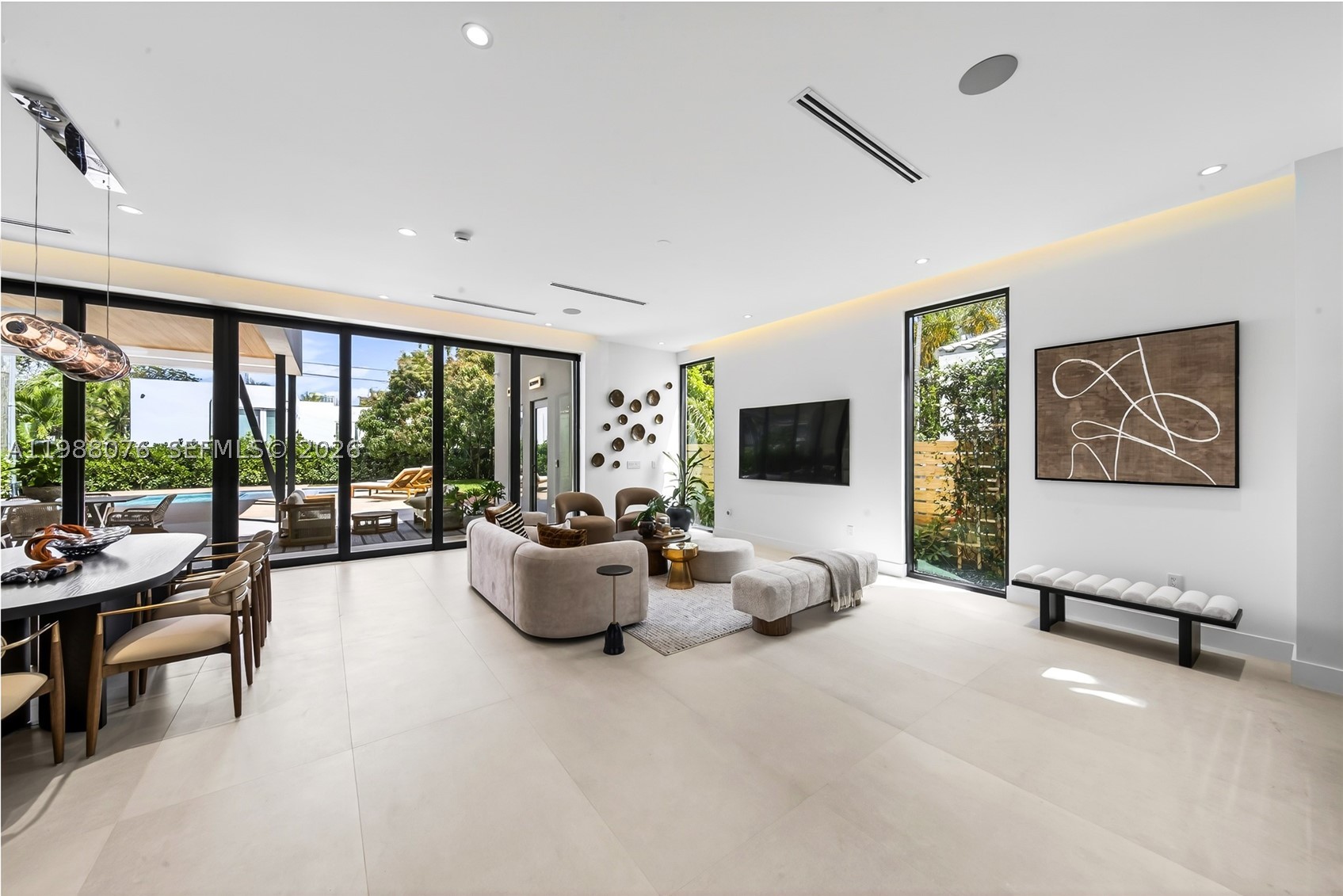609 SW 24th Rd, Miami FL 33129