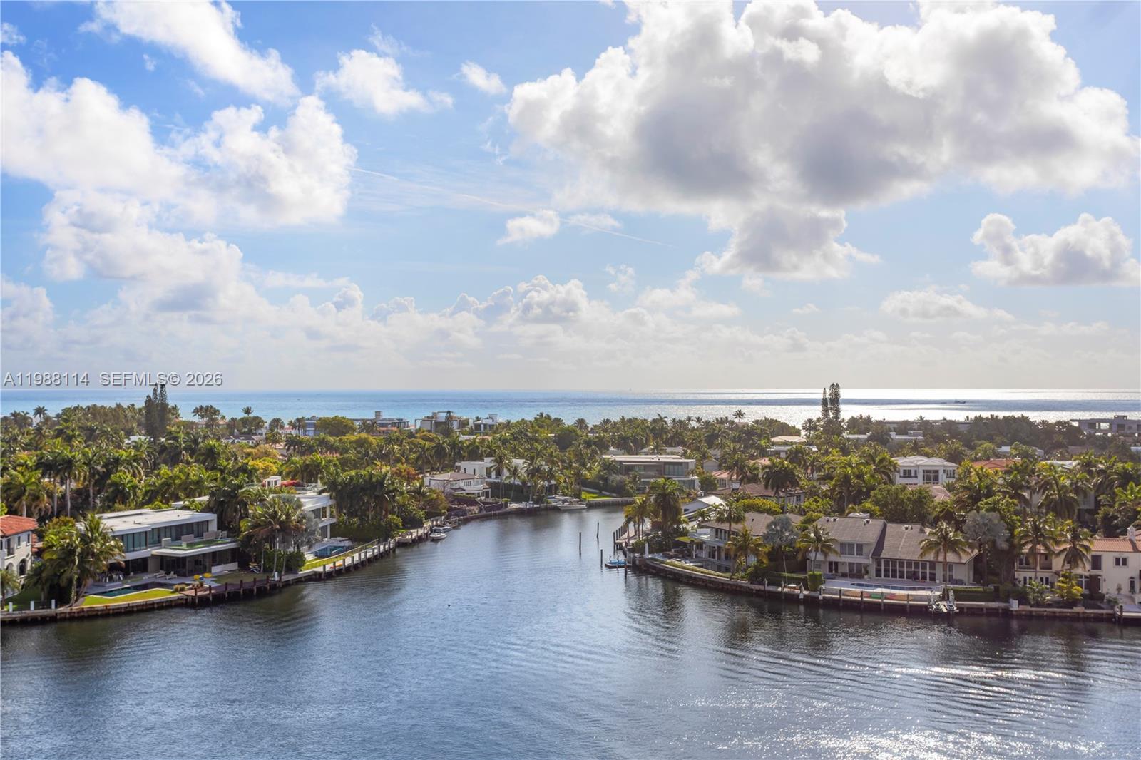 3802 NE 207th St #1001, Aventura FL 33180