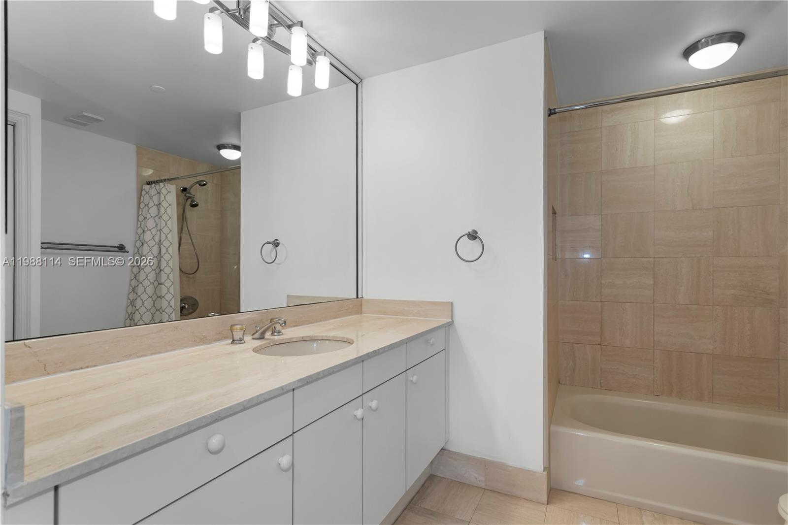 3802 NE 207th St #1001, Aventura FL 33180